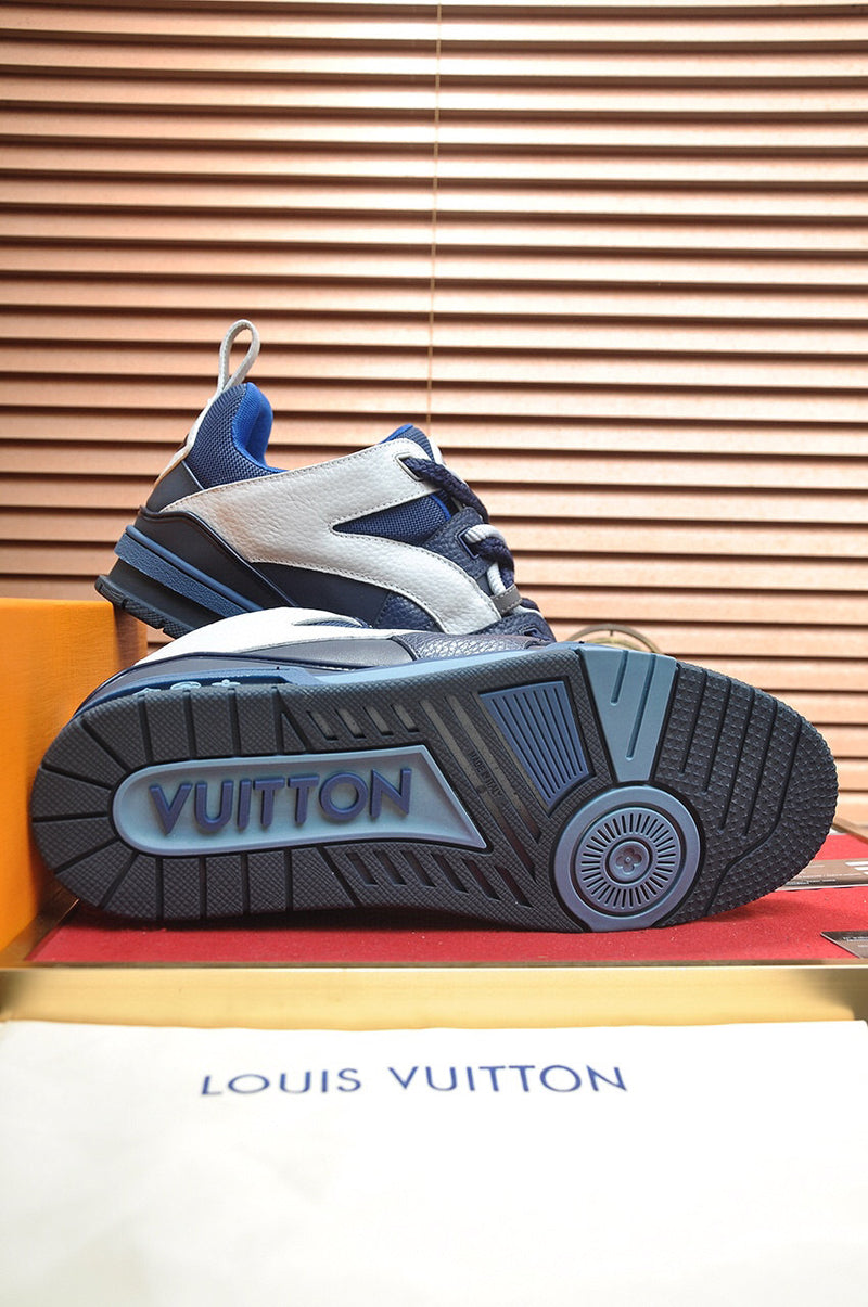 Tênis Louis Vuitton - Cano baixo.